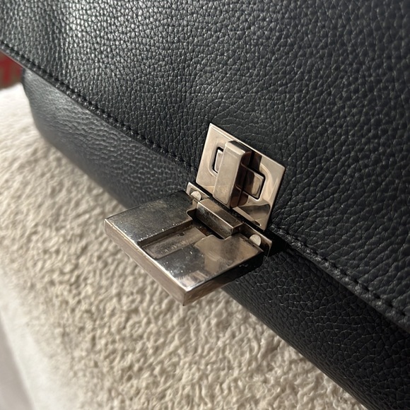 🖤Celine Trapeze Bag🖤 - Picture 7 of 15